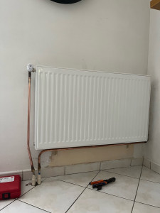 Photo de galerie - Installation radiateur 