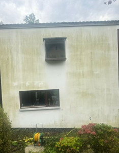Photo de galerie - Nettoyage facade et bardage 