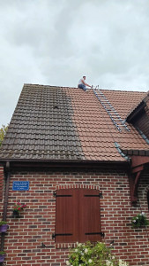 Photo de galerie - Nettoyage de toiture.  traitements aux  d'alerte 2100