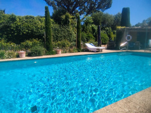 Photo de galerie - éclairage de jardin et piscine St Tropez 