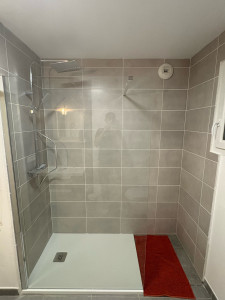 Photo de galerie - Rénovation complète salle de bain après 