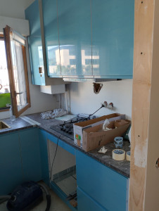 Photo de galerie - Je suis un menuisier qualifié je fait le montage de meubles cuisine placard dressing équipements de cuisine et ts travaux de rénovation intérieure 