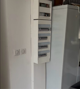 Photo de galerie - Changement Tableau avec fusibles par tableau aux normes 