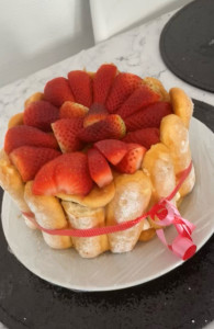 Photo de galerie - Charlotte au fraise 