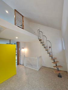 Photo de galerie - Pose dun nouveau escalier 