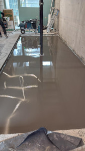 Photo de galerie - Ragréage remise a niveaux 