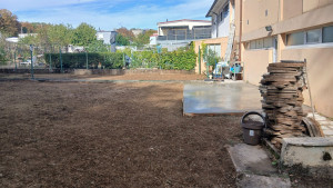 Photo de galerie - Si vous voulez que votre jardin soit fait
 professionnellement, dalle, ou tout ce que le 
maçon fait, maçonnerie, peinture, coffrage, clôture, pour que cela soit fait le mieux possible et comme il faut tournez vous vers moi