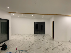 Photo de galerie - Peinture salon / pose de carrelage /