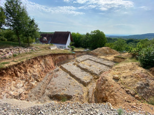 Photo de galerie - Terrassement + fouille fondation d’une maison 