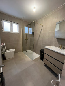Photo de galerie - Rénovation complète de salle de bain 