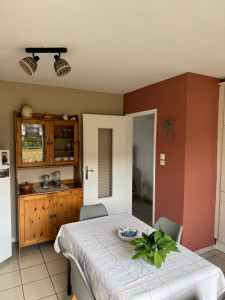 Photo de galerie - Peinture des murs en beige et terra cota 