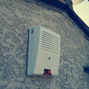 Photo de galerie - Installation d'une alarme anti intrusion avec commande par smartphone