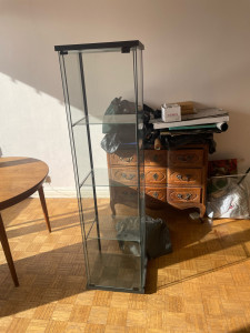 Photo de galerie - Transport soigneux les objets fragiles 