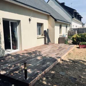 Photo de galerie - Reprise complète d’une terrasse bois avec les anciennes lames