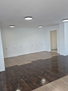 Photo de galerie - Realisation de bureau plafond doublage et sol