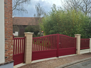 Photo de galerie - Portail et portillon en aluminium