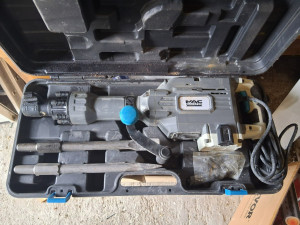 Photo de galerie - Bricolage et multi services