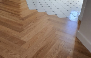 Photo de galerie - Poste, parquet