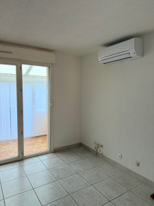 Photo de galerie - Console murale climatisation Mitsubishi électrique 