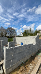 Photo de galerie - Montage de parpaings à joint fin