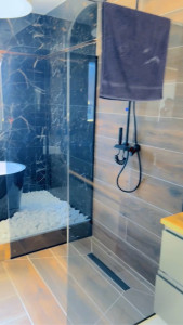 Photo de galerie - Poseurs de carrelage professionnels