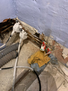 Photo de galerie - Utilisation d’un gel tube sur de l’acier en chauffage collectif 