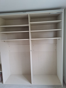 Photo de galerie - Démontage puis remontage dressing 3 portes type celio
