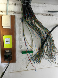 Photo de galerie - Remplacement et installation d’un tableau avec nouvelles ligne électrique dans une maison 