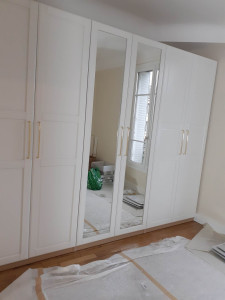 Photo de galerie - Montage armoire pax