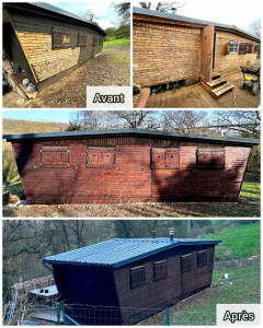 Photo de galerie - Décapage de l’ancienne peinture et peinture de la cabane.