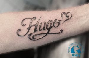 Photo de galerie - Tatouage simple et réaliser en 1h30 2h30 maximale tout dépend la douleur vous supporte si besoin de pauses .