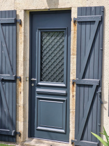 Photo de galerie - Porte d'entrée aluminium Ral 7016