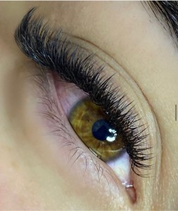 Photo de galerie - Extensions de cils 