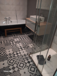 Photo de galerie - Salle de bains 