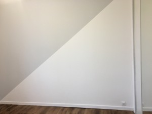 Photo de galerie - Réalisation mur peint en triangle