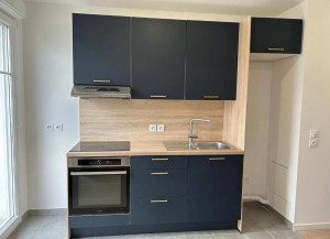 Photo de galerie - Pose complètement d’une kitchenette 