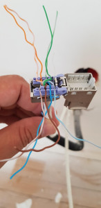 Photo de galerie - Remplacement prises RJ45