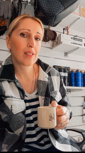 Photo de galerie - Je suis une personne à titre privé et je travaille comme aide ménagère. J'effectue des tâches ménagères telles que le nettoyage et le repassage. Je ne possède aucun équipement ni voiture. Je suis responsable, motivée et j'aime la propreté.