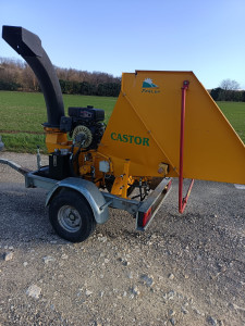 Photo de galerie - Location broyeur à branches 