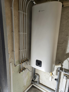 Photo de galerie - Pose de chauffe eau avec installation d'un circuit d'eau chaude et froide