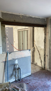 Photo de galerie - Ouverture mur porteur et pose d'IPN. 