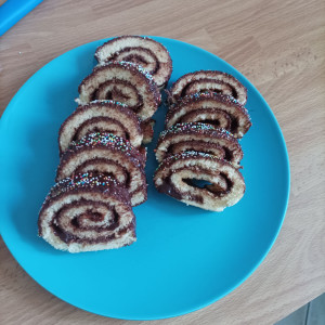 Photo de galerie - Activité pâtisserie avec un enfant de 4 ans