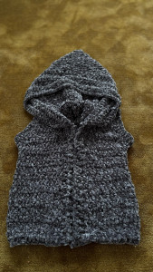 Photo de galerie - Pull tricoté bébé 