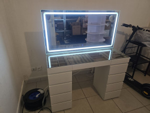Photo de galerie - Coiffeuse