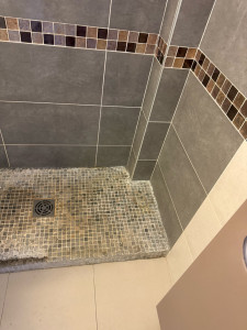 Photo de galerie - Ancien bac à douche 