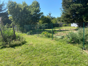 Photo de galerie - Réalisation d’une clôture en grillage souple 