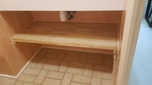 Photo de galerie - Création d'un étagère sous vasque.