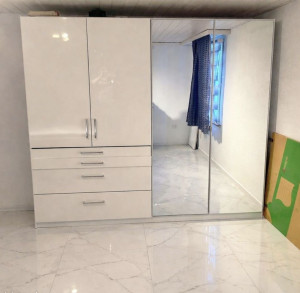 Photo de galerie - Montage meuble-multi-service 