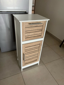 Photo de galerie - Meuble de rangement salle de bain