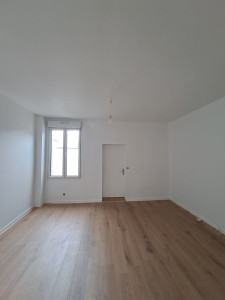 Photo de galerie - Peinture + pose de parquet 